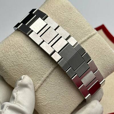 Cartier Tank XL Solo